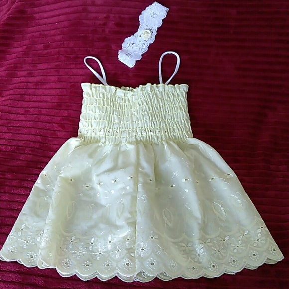 BABY DRESS. - Picture 2 of 4